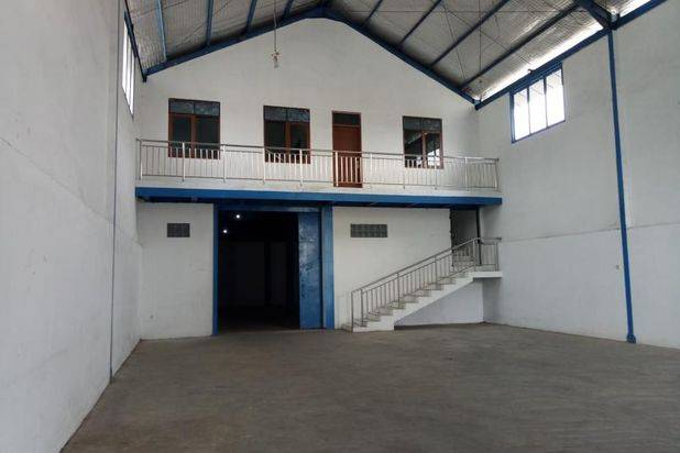 Disewakan Gudang Dengan Kantor Di Mainroad Caringin