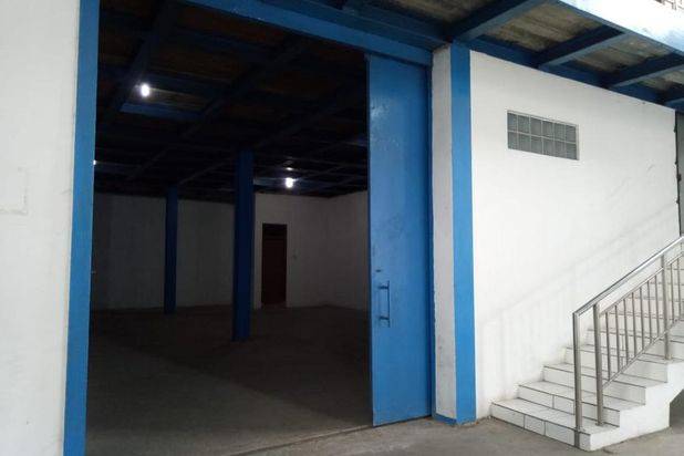 Disewakan Gudang Dengan Kantor Di Mainroad Caringin