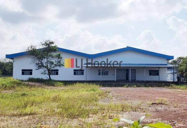 Disewakan Gudang Dengan Tanah Luas Di Kawasan Bintang Industrial Park II
