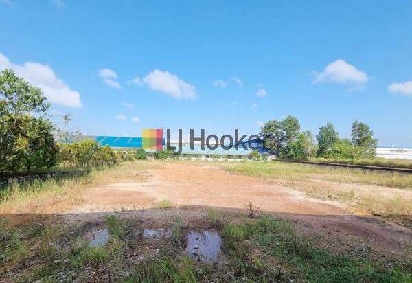 Disewakan Gudang Dengan Tanah Luas Di Kawasan Bintang Industrial Park II