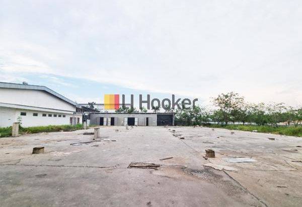 Disewakan Gudang Dengan Tanah Luas Di Kawasan Bintang Industrial Park II