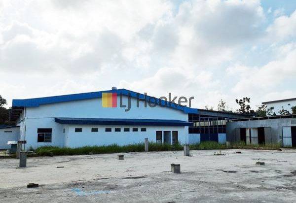 Disewakan Gudang Dengan Tanah Luas Di Kawasan Bintang Industrial Park II