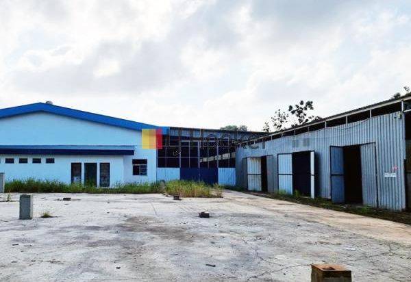 Disewakan Gudang Dengan Tanah Luas Di Kawasan Bintang Industrial Park II