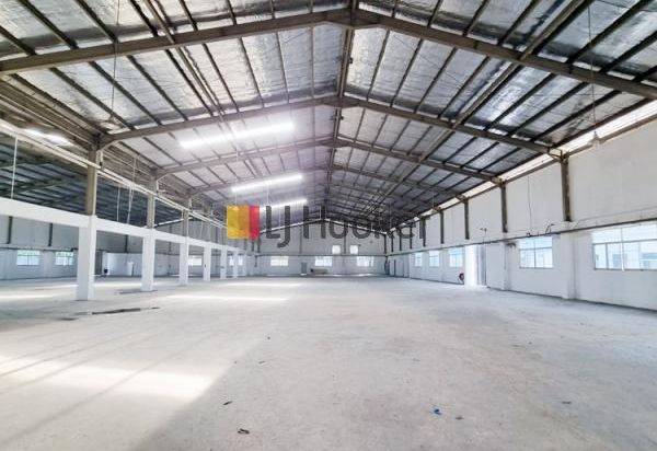 Disewakan Gudang Dengan Tanah Luas Di Kawasan Bintang Industrial Park II