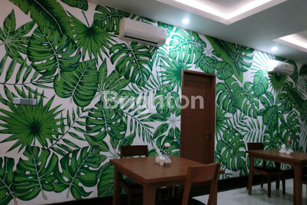 RESTORAN MASIH BEROPERASI DAERAH GUBENG, TENGAH KOTA SURABAYA