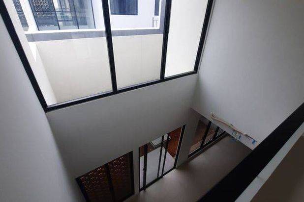 Rumah Summarecon Cluster Emily