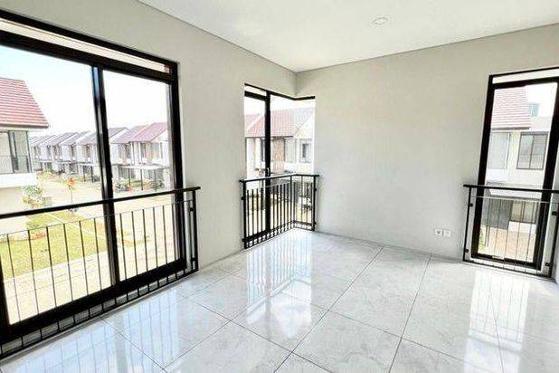 Rumah Minimalis Hook Simakirana Kota Baru Parahyangan