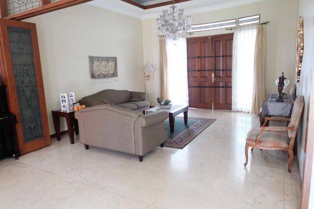 Rumah Modern Mewah di Dago