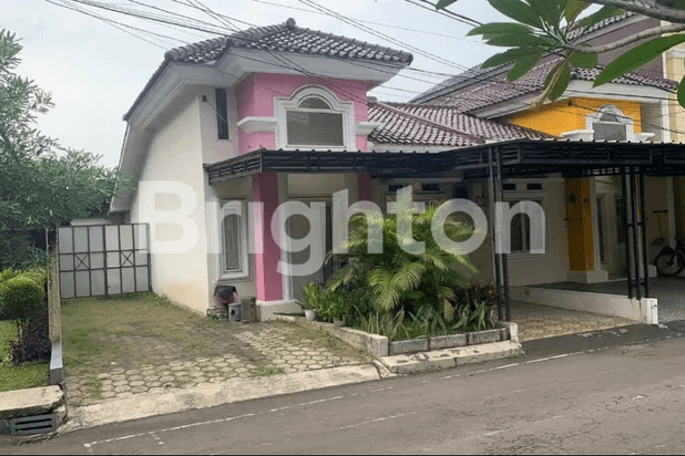 RUMAH CANTIK 2 LANTAI DE GREEN MANSION BEKASI