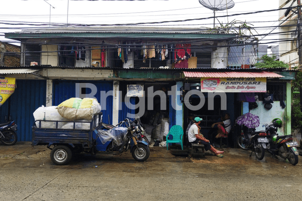 RUMAH HOOK STRATEGIS DI JALAN RAYA PADEMANGAN