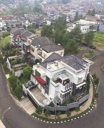 Rumah Lux di Setiabudi Terrace