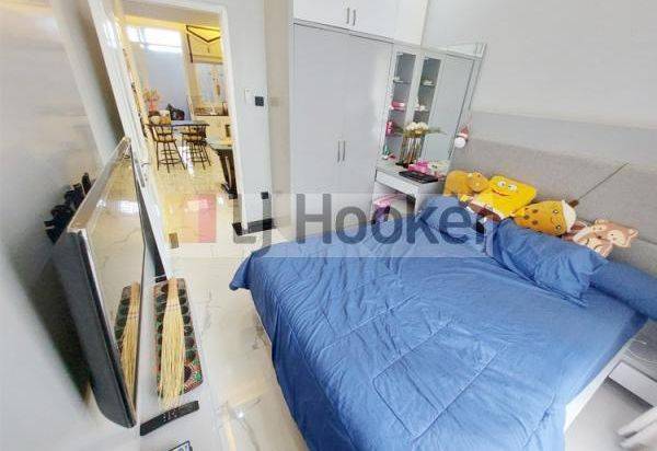 Rumah Mewah 2 Lantai Fully Furnished Di Perum Summer Residence