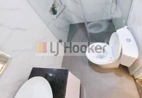 Rumah Mewah 2 Lantai Fully Furnished Di Perum Summer Residence