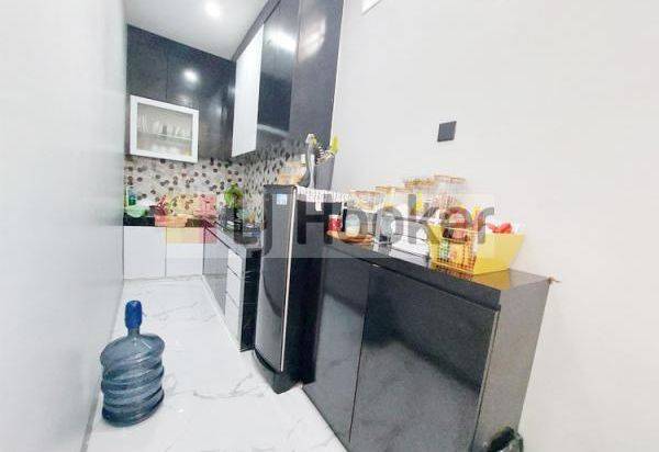 Rumah Mewah 2 Lantai Fully Furnished Di Perum Summer Residence