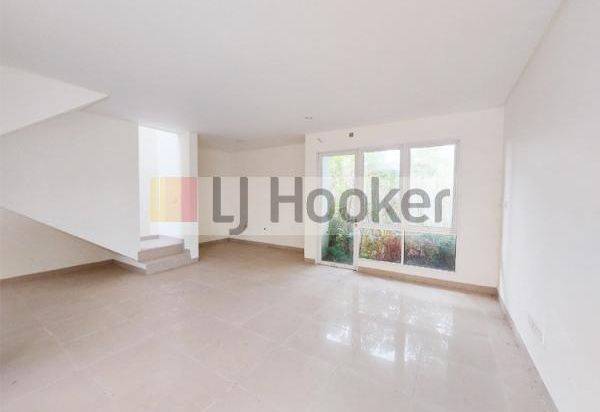 Rumah Cluster 2 Lantai Di Perum Orchard Park