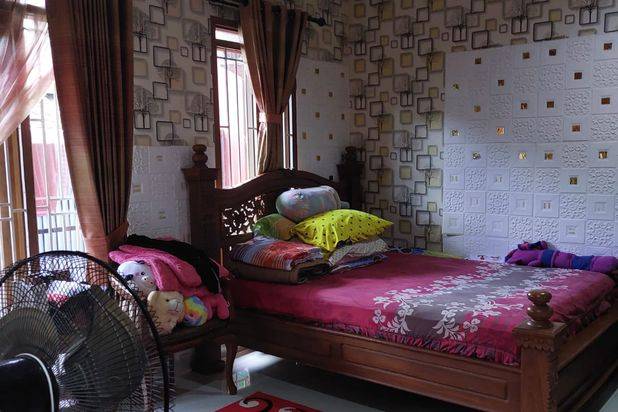 Rumah 2 Lantai Plus Paviliun Di Daerah Manjahlega Bandung