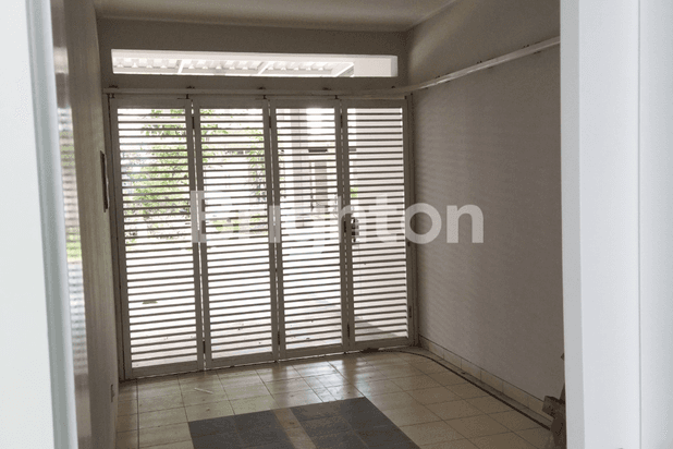 RUMAH 2 LANTAI DI SUMMARECON BEKASI CLUSTER ACACIA
