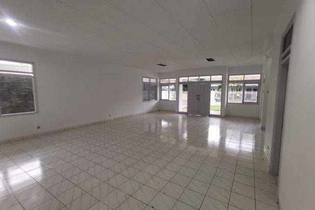 Rumah Lux Terawat di Sayap Buah Batu, Bandung