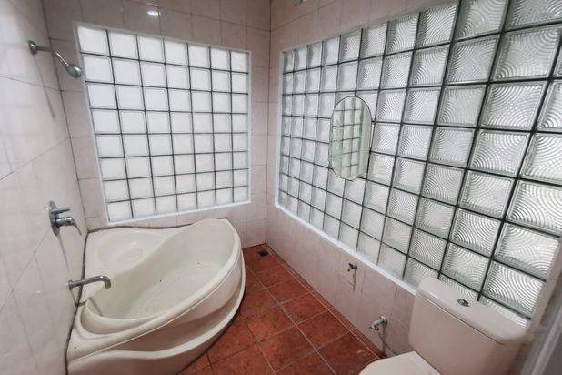 Rumah Lux Terawat di Sayap Buah Batu, Bandung
