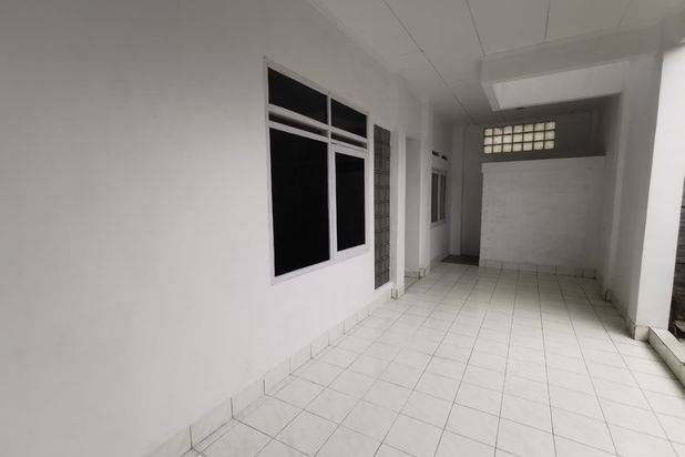 Rumah Lux Terawat di Sayap Buah Batu, Bandung