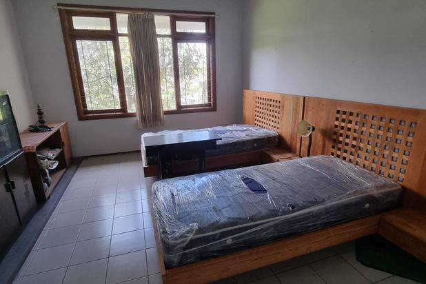 Rumah Minimalis Classic di Komplek Cipaku Indah, Bandung