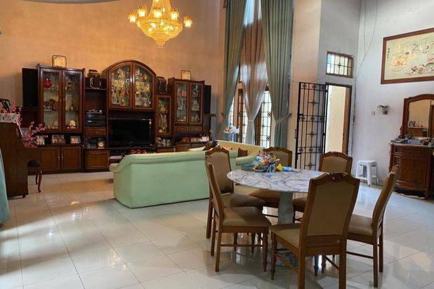 Rumah Lux Siap Huni di Komplek Setra Duta, Bandung