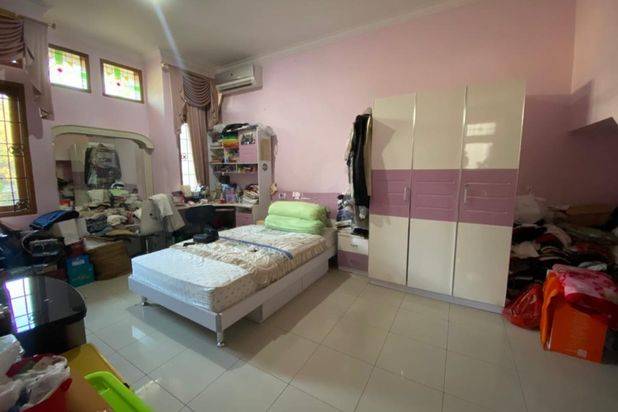 Rumah Lux Siap Huni di Komplek Setra Duta, Bandung