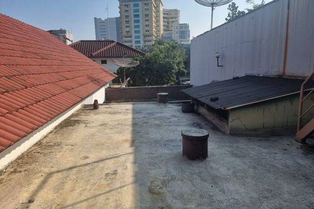 Rumah Asri Terawat di Mainroad jl Surya Sumantri, Bandung