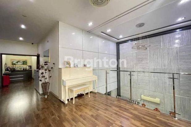 RUMAH MEWAH SIAP HUNI DI PERUMAHAN ELITE PASIR PUTIH - BATAM CENTRE