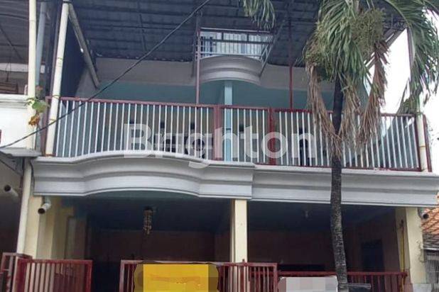Rumah 3 Lantai di Babatan Pratama