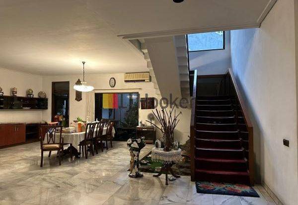 Rumah Mewah Asri Sangat Terawat Di Permata Hijau Jakarta Selatan