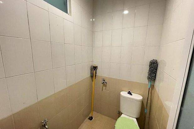 Rumah Cantik Bella Vista Siap Huni Full Furnish Dijual Cepat