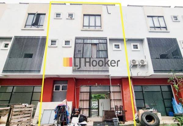 Townhouse 3 Lantai Siap Pakai Di The Centro Central Sukajadi