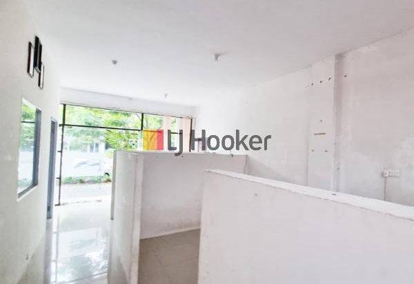 Townhouse 3 Lantai Siap Pakai Di The Centro Central Sukajadi