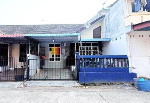 Rumah Tengah Kota Di Perum Happy Garden