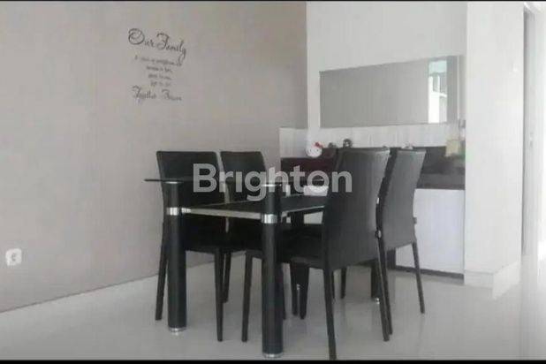 Rumah Indah dan Nyaman di Surabaya Timur