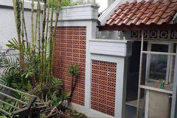 Rumah Bagus Dua Lantai Di Terusan Asih Sarijadi