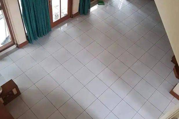 Rumah Bagus Dua Lantai Di Terusan Asih Sarijadi