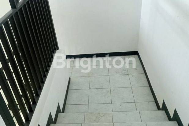 RUMAH 1½ LANTAI, SIAP HUNI DI TAMAN PINANG INDAH