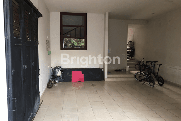 RUMAH MEWAH PAKUWON CITY SIAP HUNI DEKAT ITS, MERR, MULYOSARI