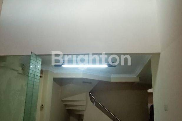 Rumah MURAH2 LANTAI Hadap Jalan Besar ORCHID PARK Batam Kota