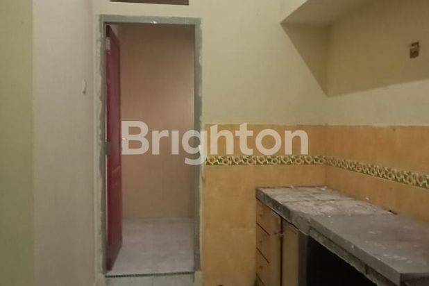 Rumah MURAH2 LANTAI Hadap Jalan Besar ORCHID PARK Batam Kota
