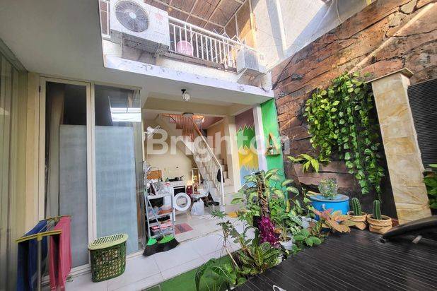 Rumah Mewah Asri di Surabaya Timur