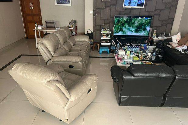Rumah Lux Bagus Di Singgasana Hadap Barat