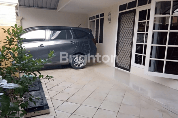 NIRWANA EKSEKUTIF LEBAR 9 FREE FURNISH, LOKASI PUSAT SURABAYA TIMUR