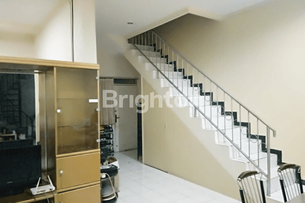 NIRWANA EKSEKUTIF LEBAR 9 FREE FURNISH, LOKASI PUSAT SURABAYA TIMUR