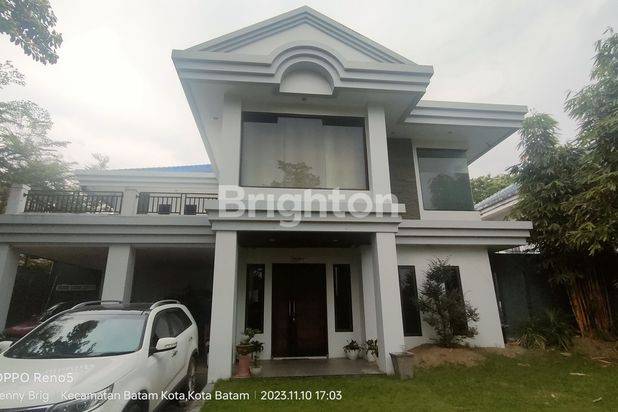 crown hill rumah elite batam