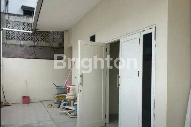 RUMAH BARU DAN TERAWAT KAN DI SEPINGGAN PRATAMA