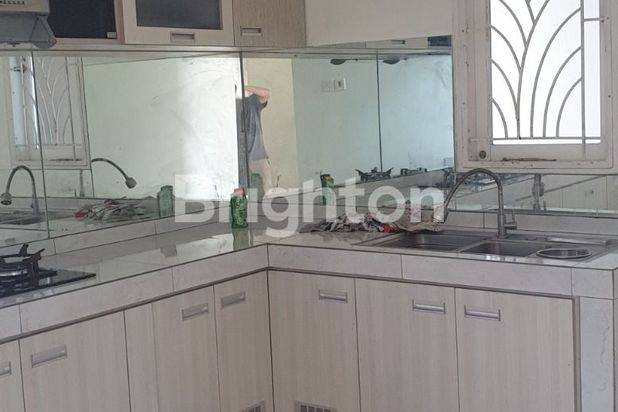 RUMAH BARU DAN TERAWAT KAN DI SEPINGGAN PRATAMA