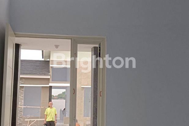RUMAH BARU 200 JUTAAN DI PRAMBON-SIDOARJO, STRATEGIS DEKAT JALAN RAYA
